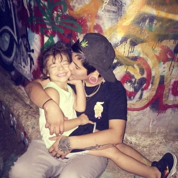 Meet your Posher, Chris - Picture 1 of 1